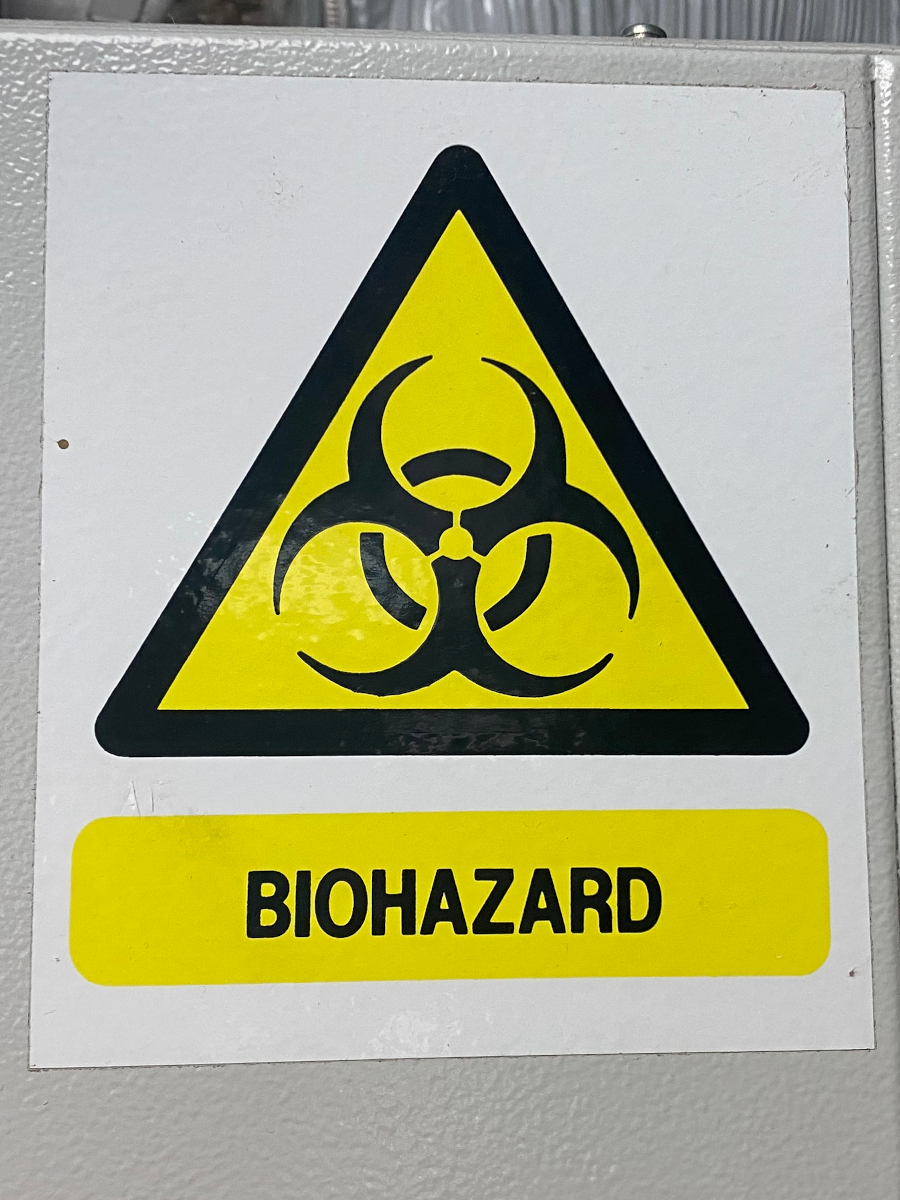 Label, adhesive, biohazard