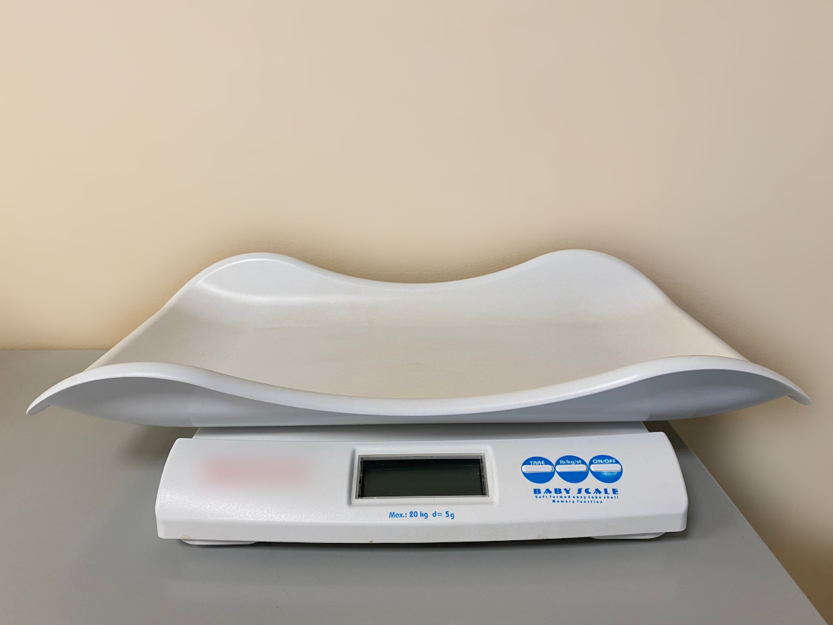 Scale, infant